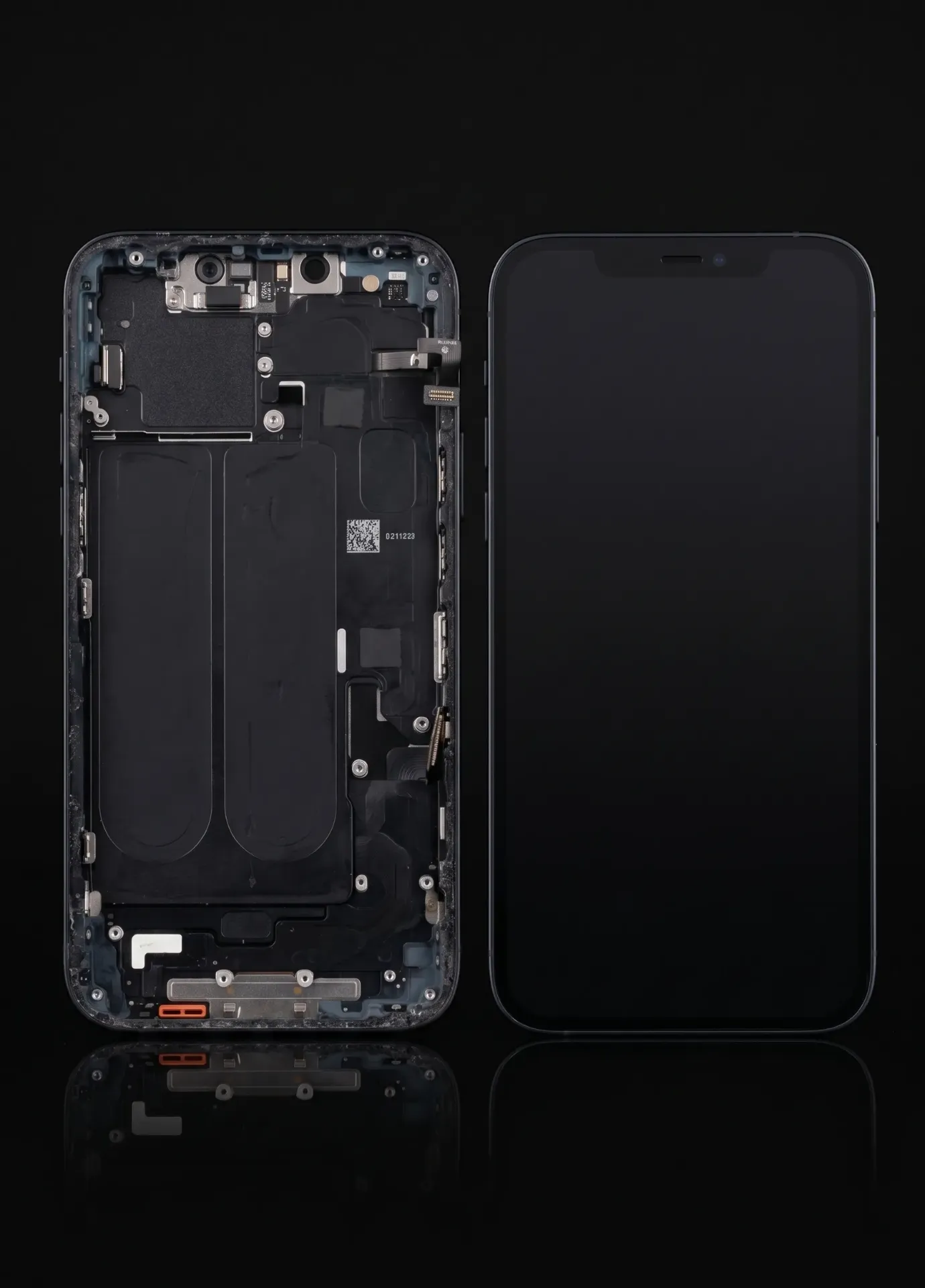 Original Apple iPhone 14 Gehäuse Midframe inkl. OLED Display Einheit | 42772022 | Refurbished (Ausbauware)