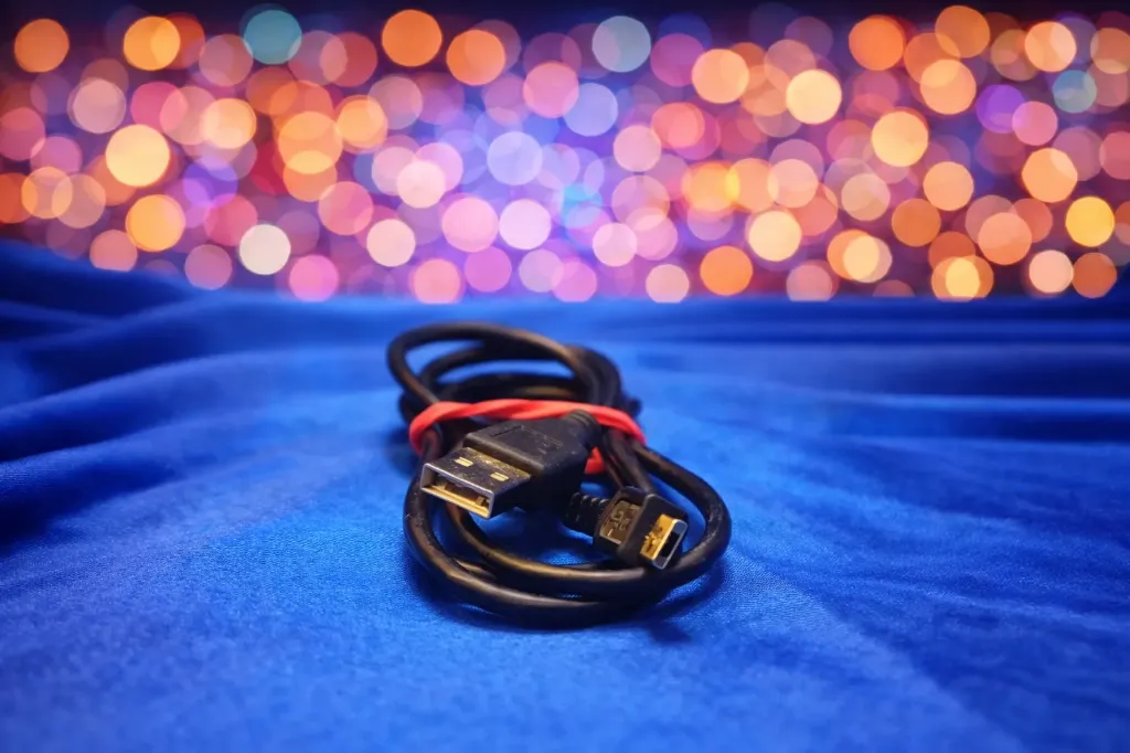 Original Refurbished Micro-USB Ladekabel & Datenkabel – Geprüft & Nachhaltig – Für Smartphones & IT-Zubehör