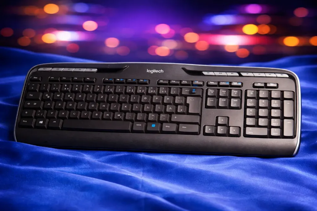 Logitech K270 (Y-R0009) Wireless Tastatur – Zuverlässiger Schreibkomfort & Kabellose Freiheit