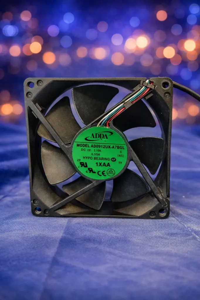ADDA AD0912UX-A7BGL 92mm Gehäuselüfter – Ultra-High-Speed Performance & Industrielle Kühlkraft